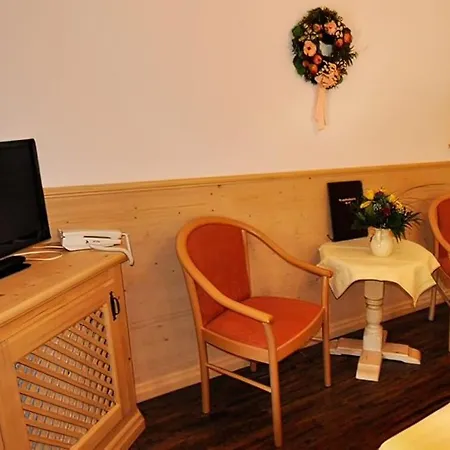 Brandstaetter Hof *